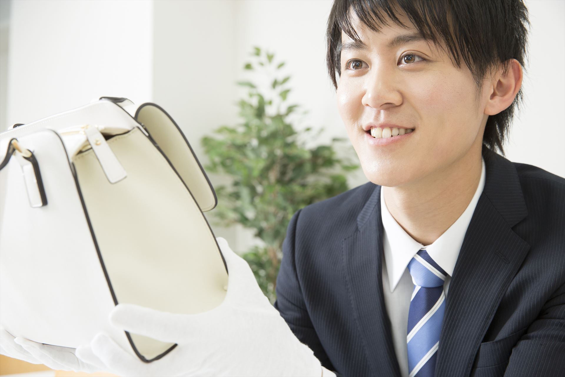 ブランド品から日用品まで幅広く対応する地域密着型の相談窓口です